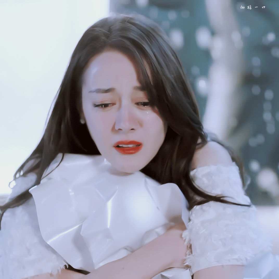 迪丽热巴现代剧哭戏,古装哭戏,古装吐血.美女真的是美女