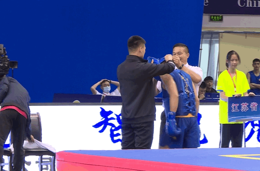 专访江苏省散打队主教练李明只要是中国人就一定能练好散打