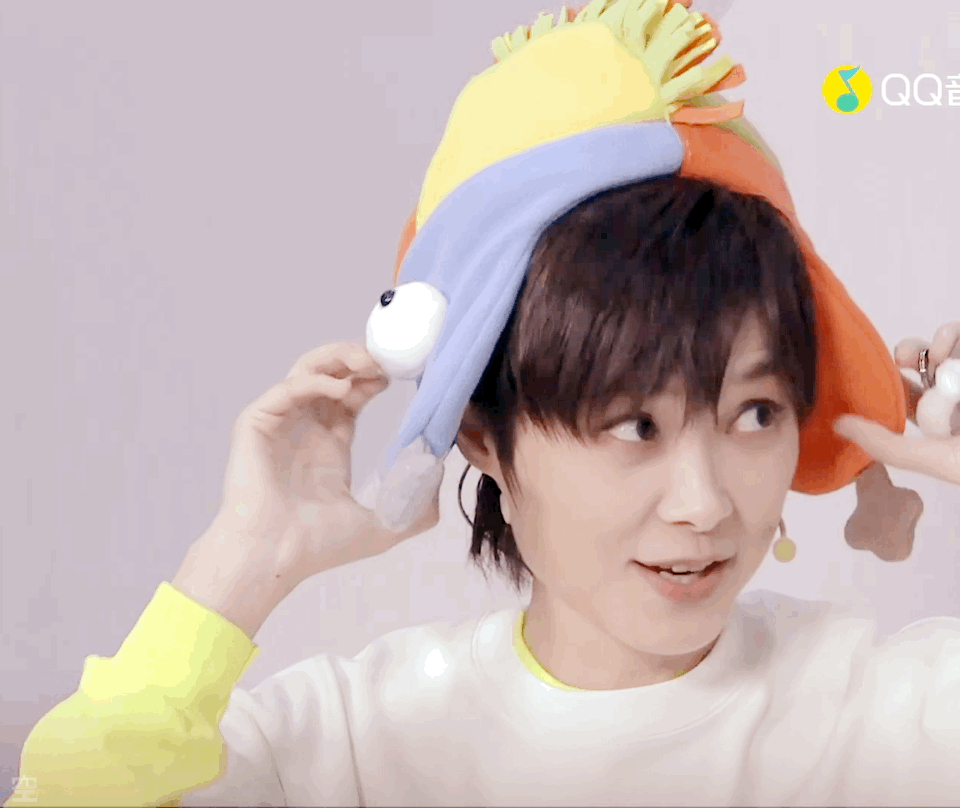 开始为下周攒积分啦 @李宇春