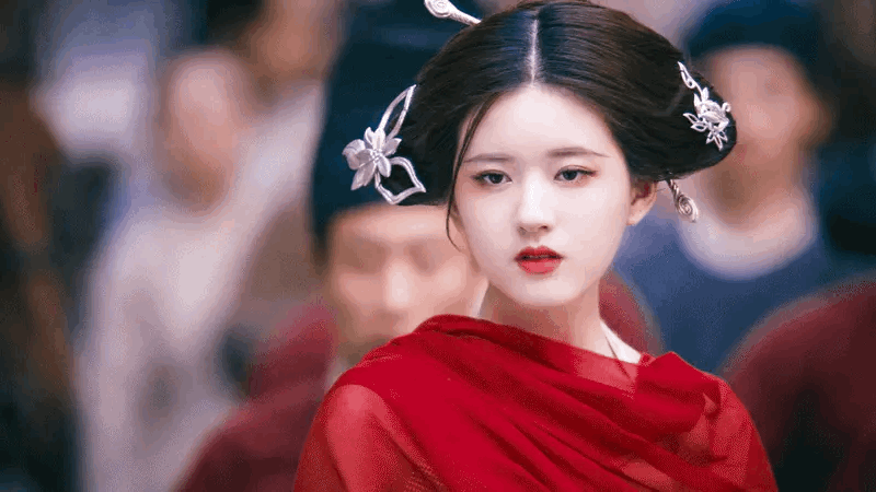 杨幂,赵丽颖,刘诗诗,赵露思,迪丽热巴,谭松韵,彭小苒,李沁