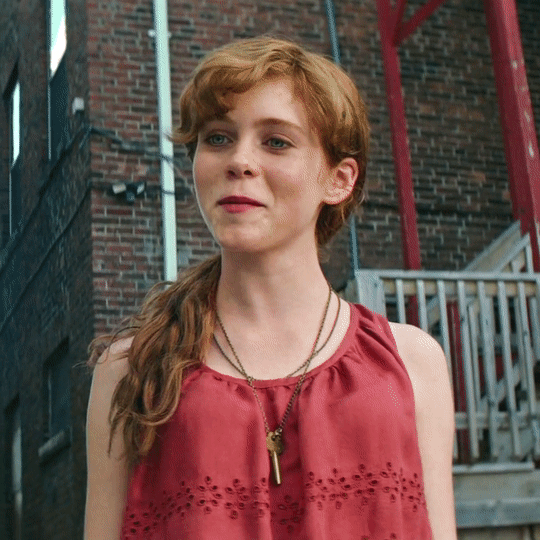 "你们不跳姐先跳~" 索菲娅·莉莉丝,《小丑回魂》