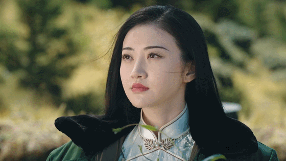 跟着电视了解新世界,转头就把"抹脖子"的动作运用自如.