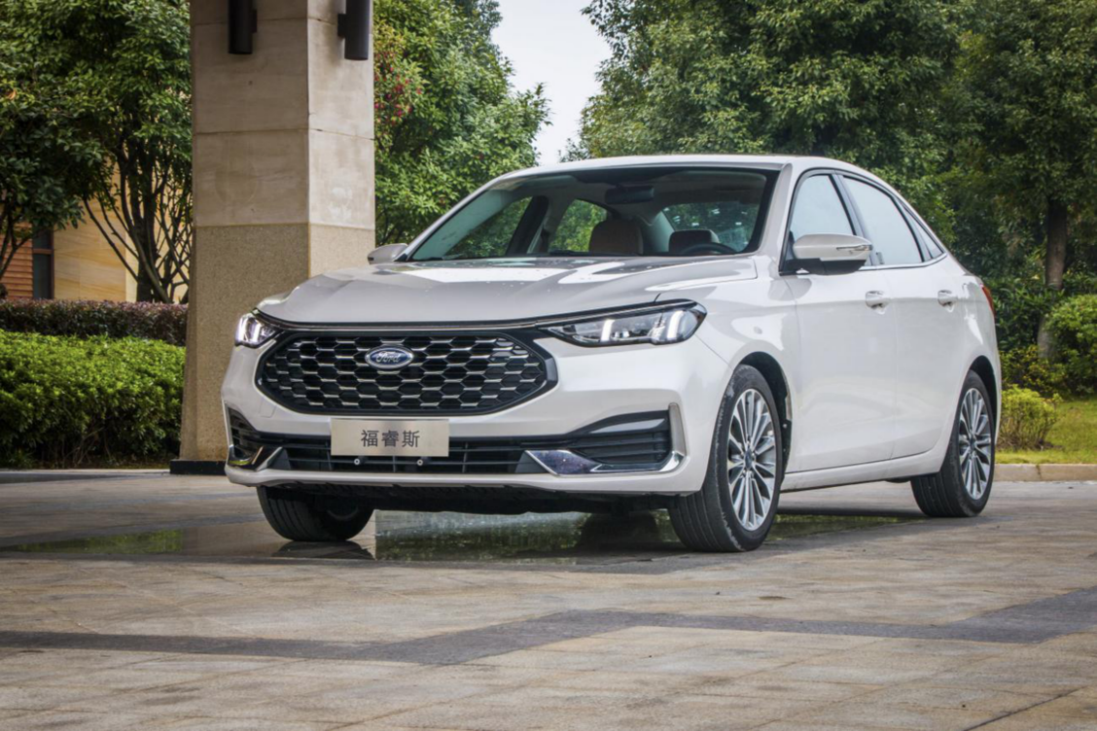 一台车能给你的生活带来多少改变新一代福睿斯给你答案