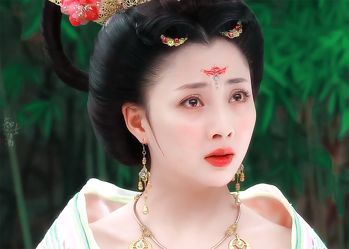 殷桃回应国产剧演员台词用配音称如果不是因为技术层面的原因我不知道