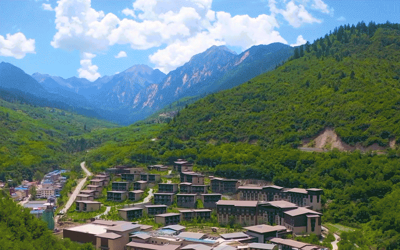 九寨鲁能希尔顿度假酒店长夏安心出游