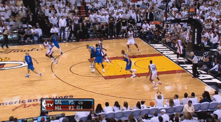 诺维斯基生涯最重要的一个绝杀!这球太经典了!