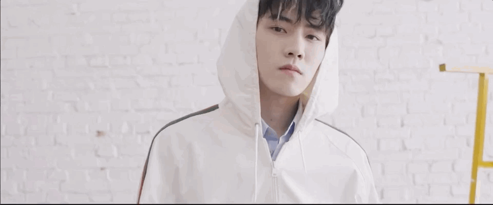 听说你们看了大片还不过瘾?呐,9张@r1se-任豪 高清动图奉上!