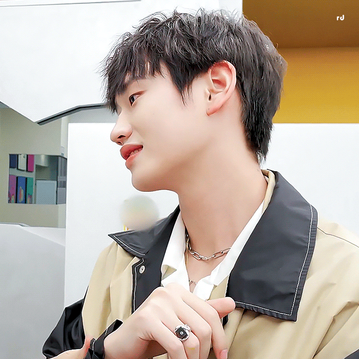 刘彰冰雪起源预告明天和ak一起了解速度滑冰的魅力