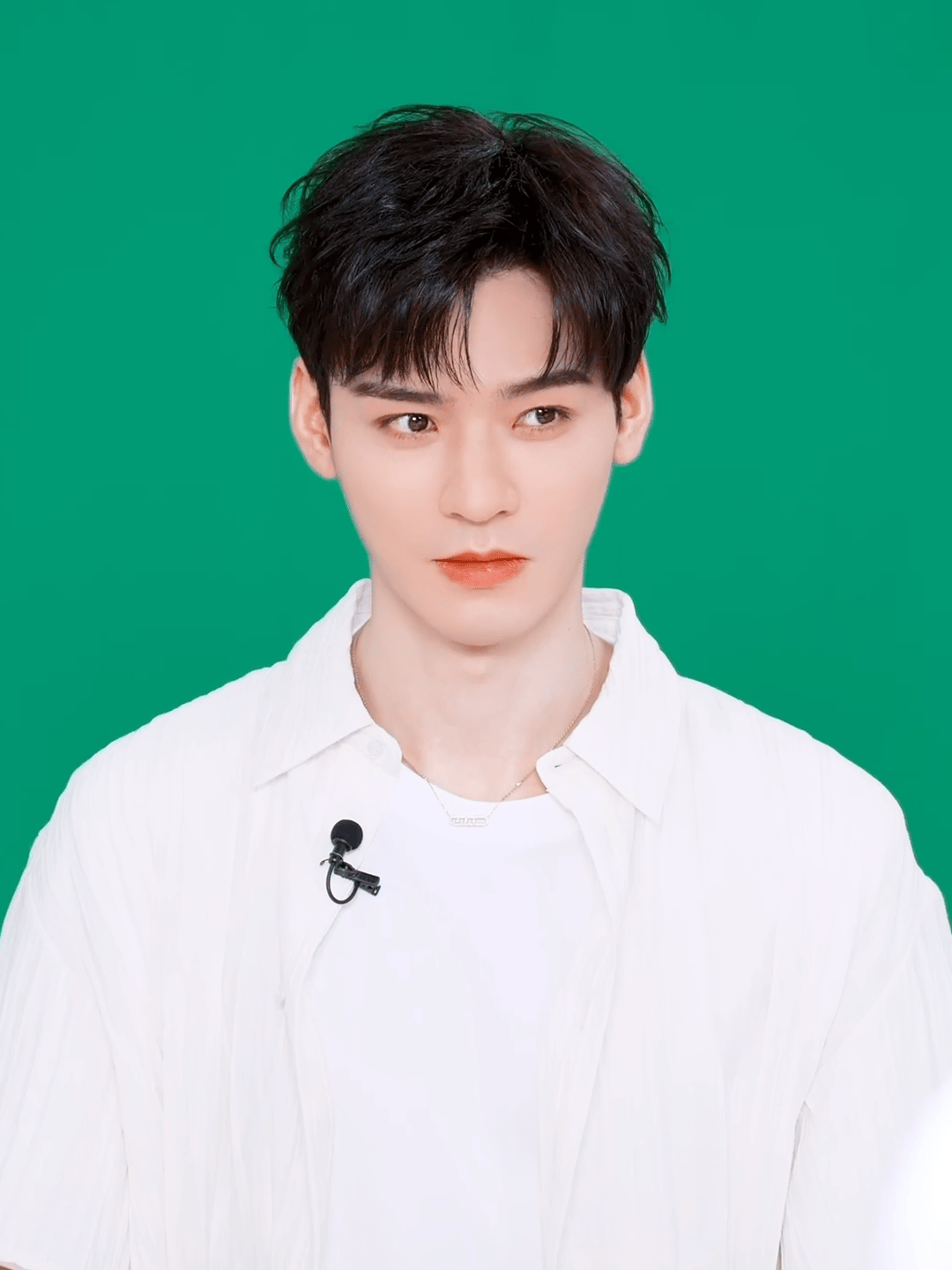 龚俊今日份直播状态,这颜值在内娱能打吗?