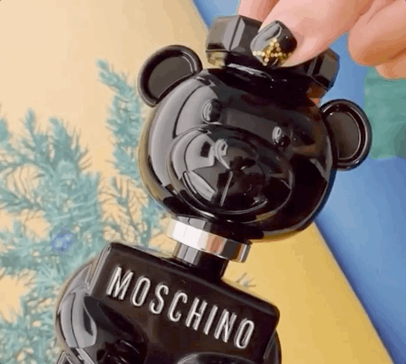 MOSCHINO 推出TOY BOY 熊男友香氛啦