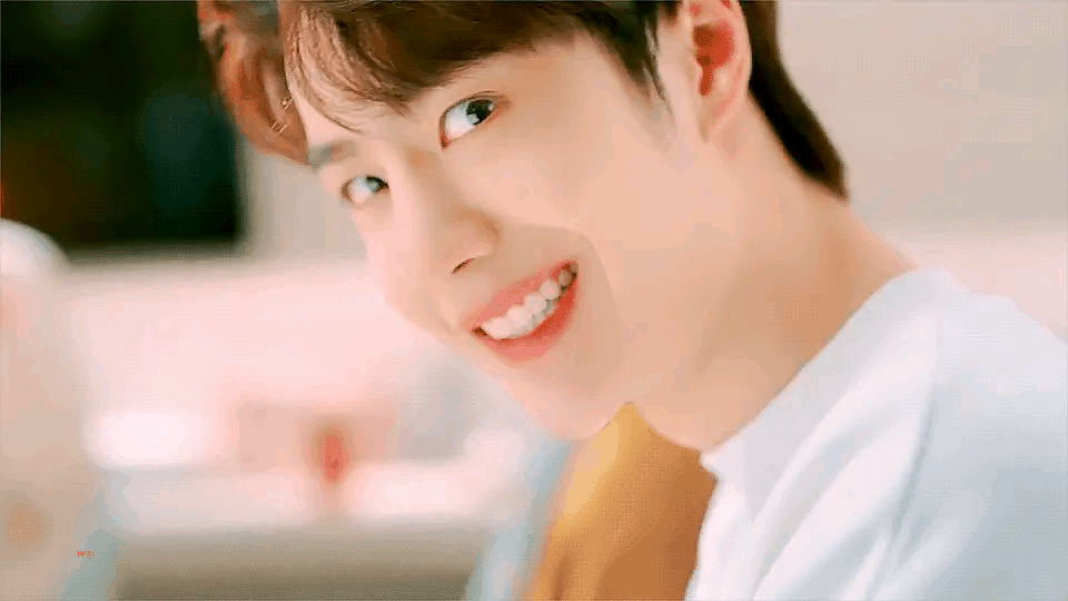 王一博的鹰眼wink也太杀了吧真有魅力一个wink就让人沦陷