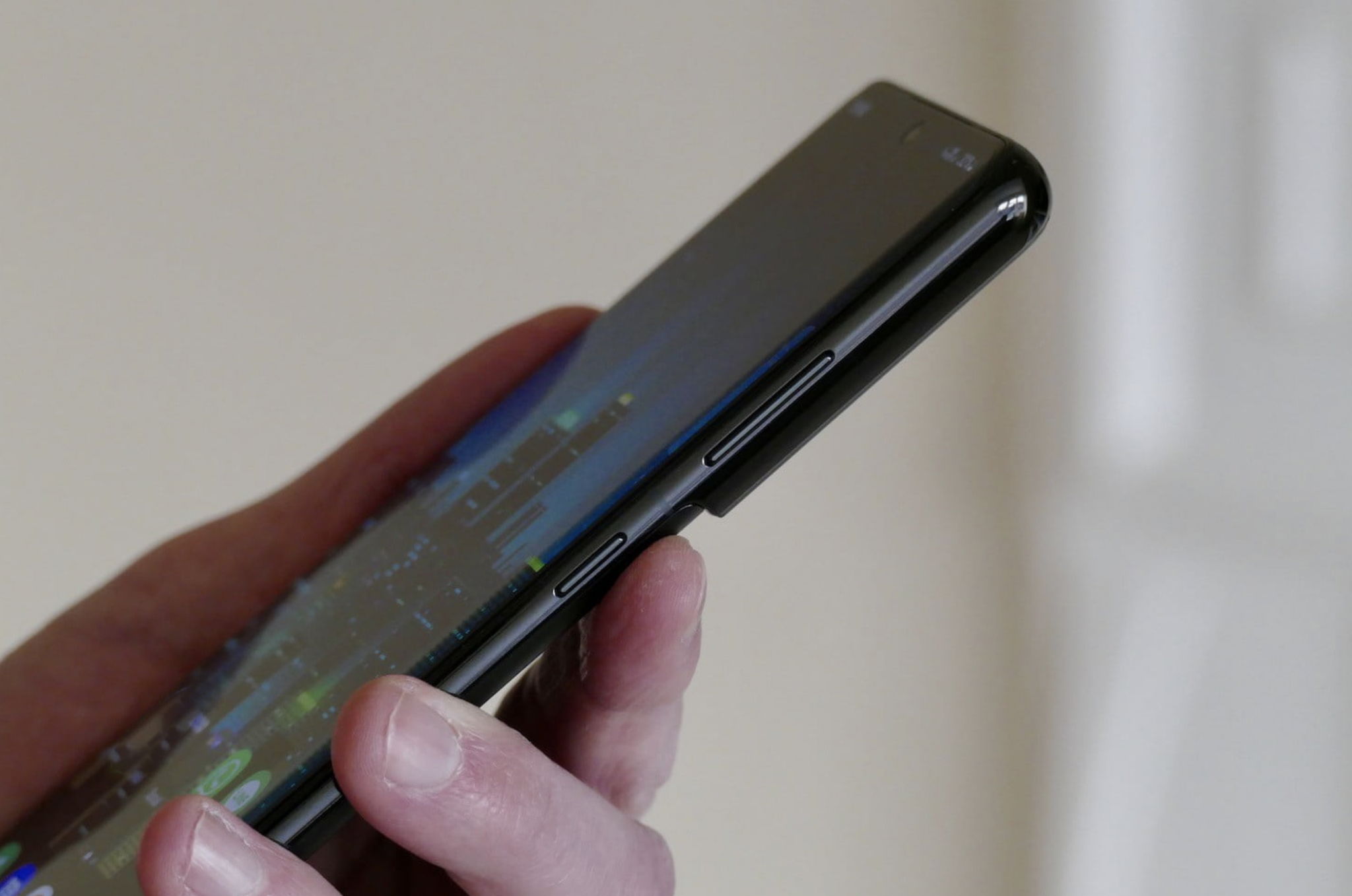 三星galaxys21ultra评测霸主是个感叹号