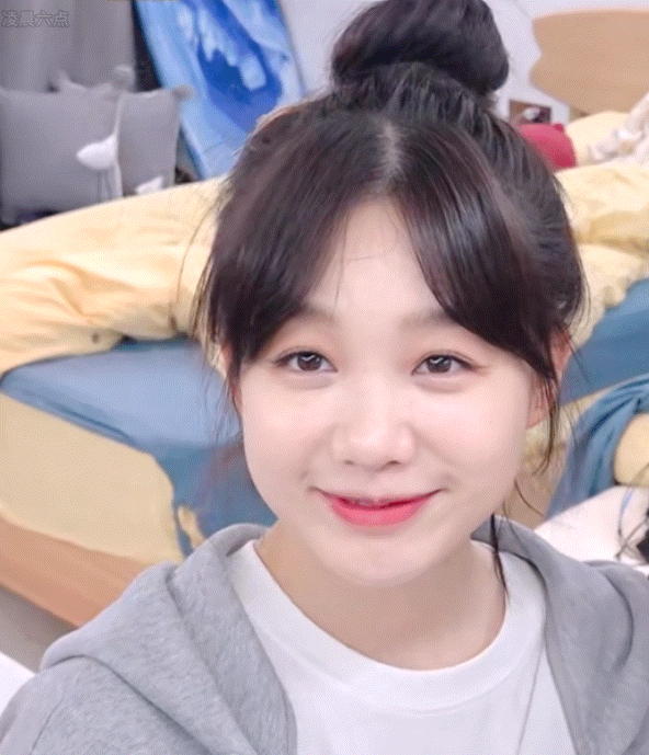 徐梦洁笑起来好甜好乖好元气小彩虹的笑眼太让人心动啦