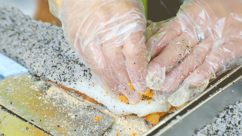 丨海苔肉松丨有种油炸汤圆的感jio外酥里糯,甜度刚刚好做好的麻糍一定