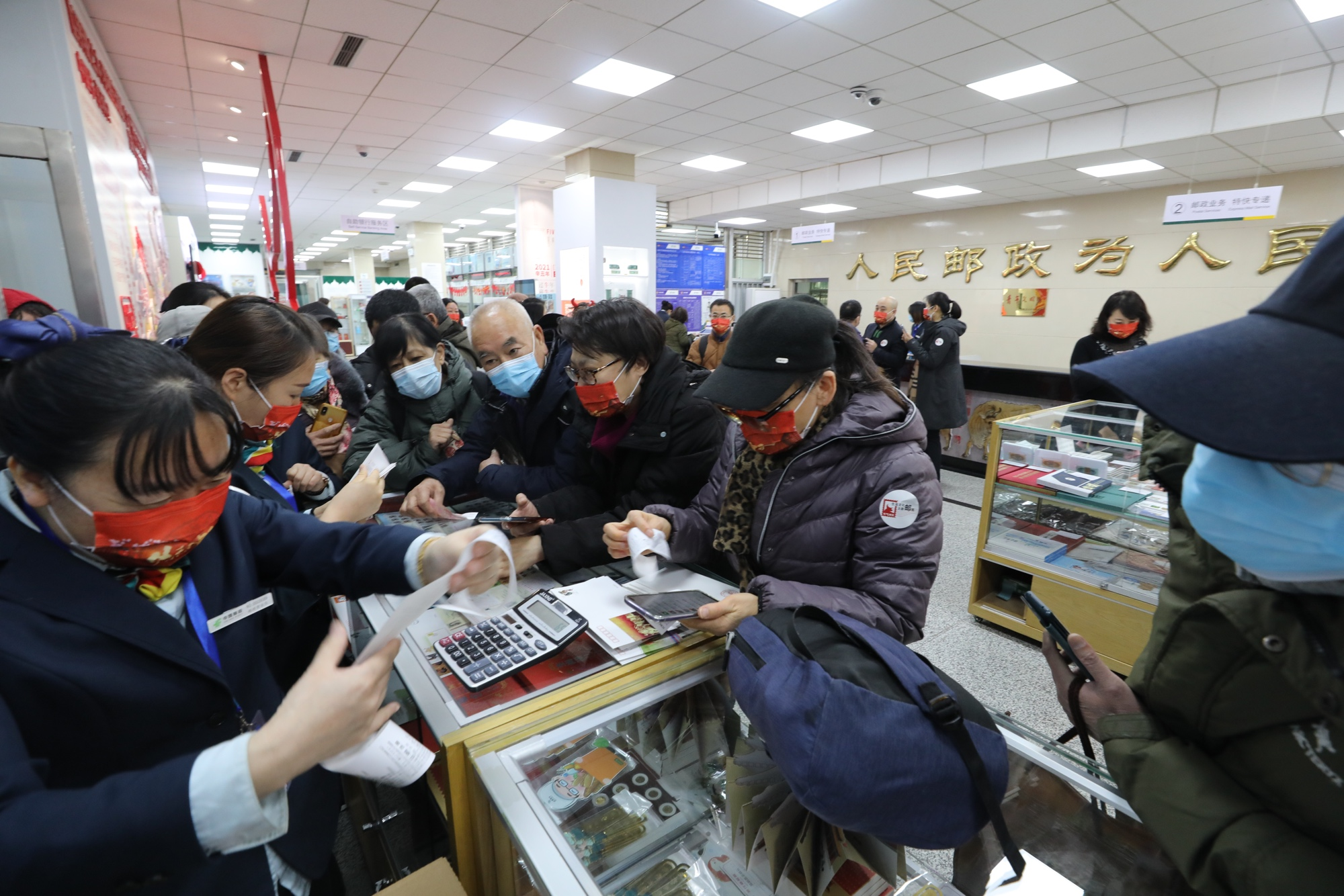 最"牛气"邮局"赶场"辛丑年 北京生肖文化主题邮局落户牛街