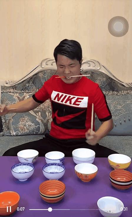 不是吧阿sir,这届年轻人居然在追这个?