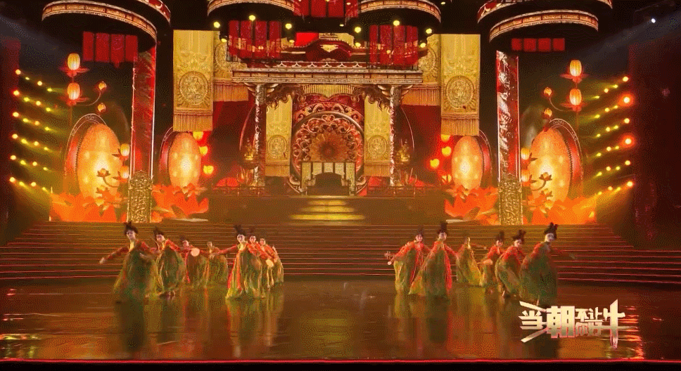 河南卫视又又又开挂了绝美水下飞天舞一夜封神惊艳千万网友这才是我们