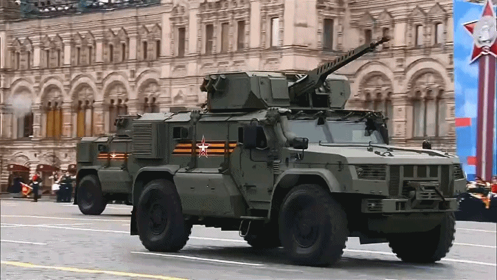 刚刚全网围观俄罗斯76周年胜利日阅兵俄罗斯添了哪些新装备