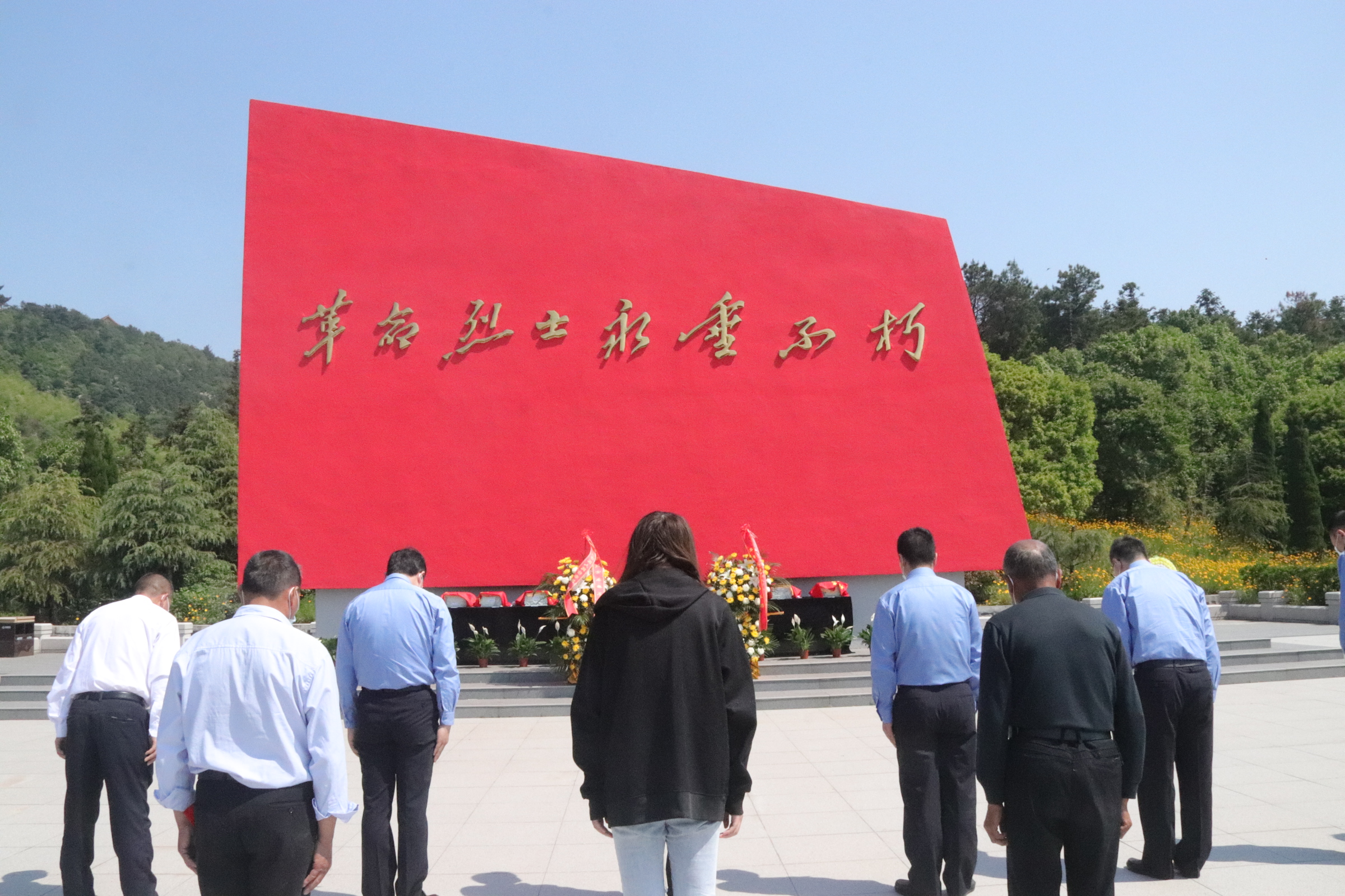 高淳漆桥4名散葬烈士迁入游子山烈士陵园