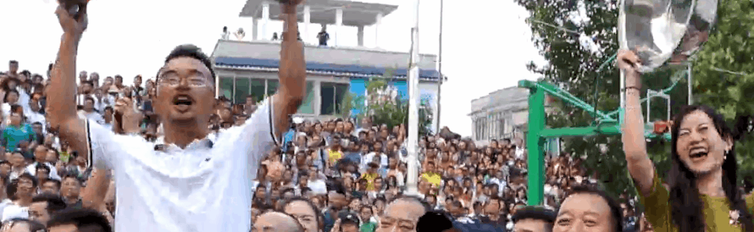 当最燃“村BA”遇上“最炫民族风”，这，就是贵州村民的幸福生活！休闲区蓝鸢梦想 - Www.slyday.coM