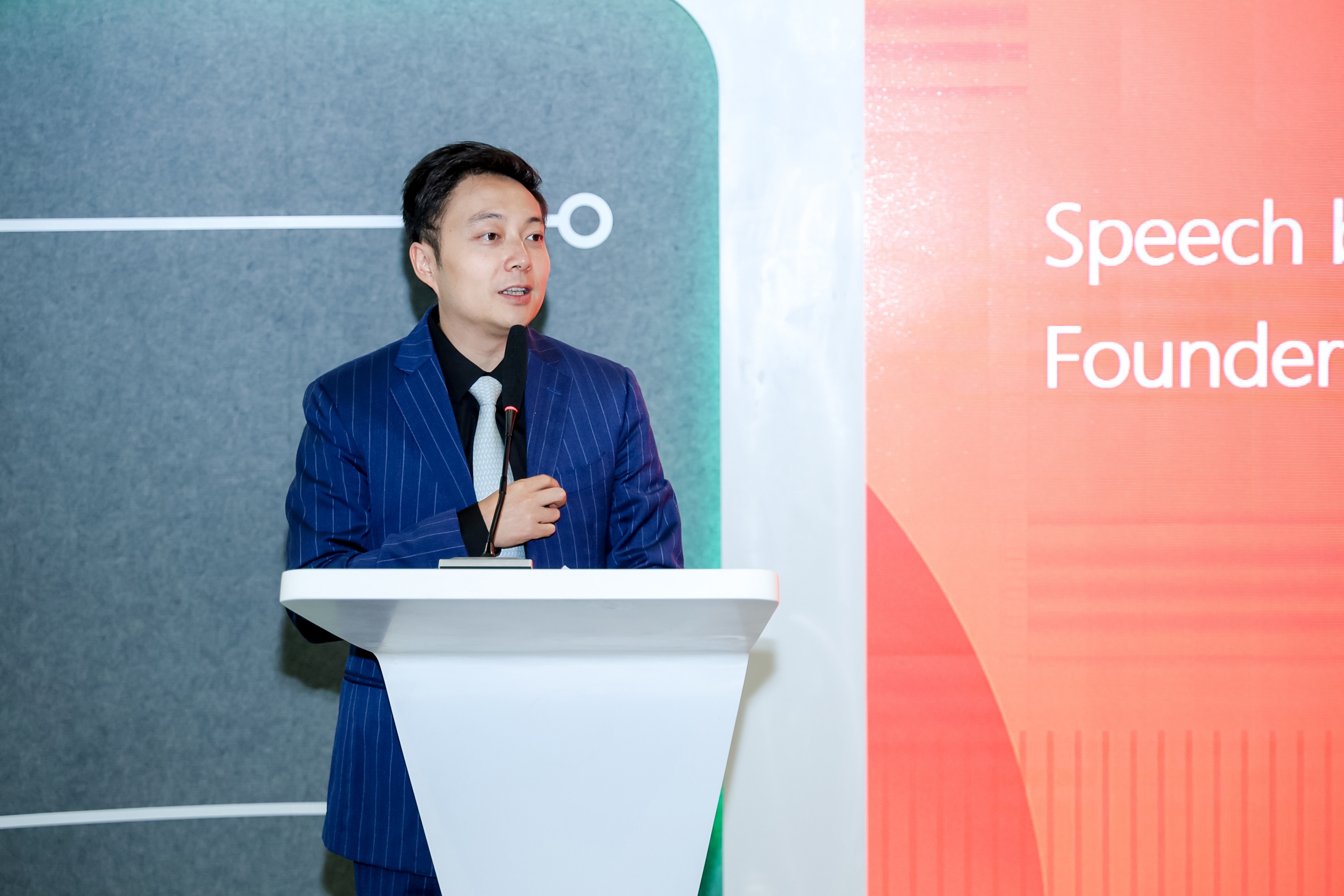 特斯联艾渝:愿与巴林携手推动产业智能化转型_新浪新闻