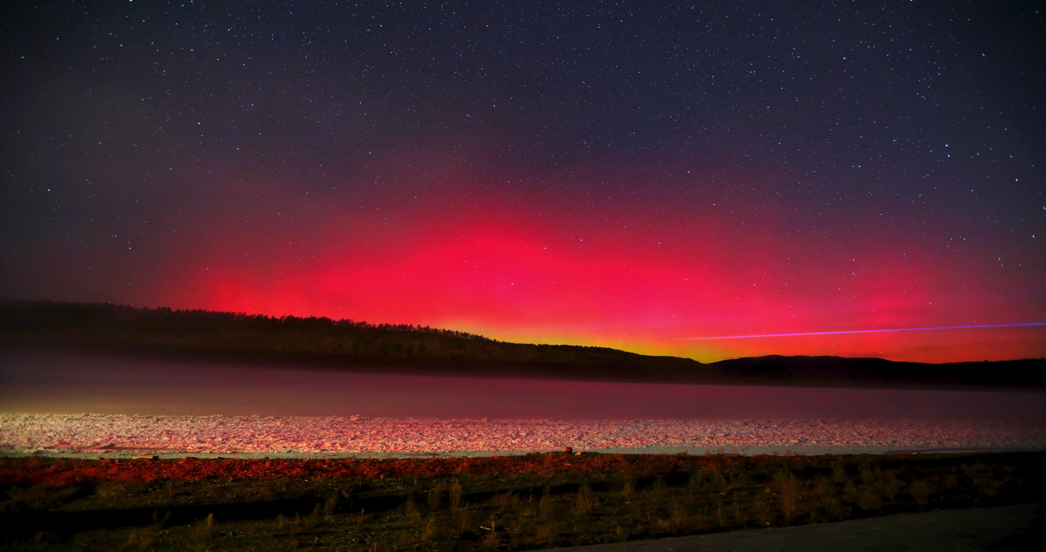 黑龙江漠河现绚丽北极光68为国内今年首次拍摄到绿色极光舞动|极光
