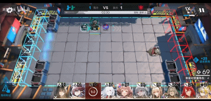 下操作其中被网友吐槽较多的场景是,海猫本想用钩锁干员的"撤回惯性"