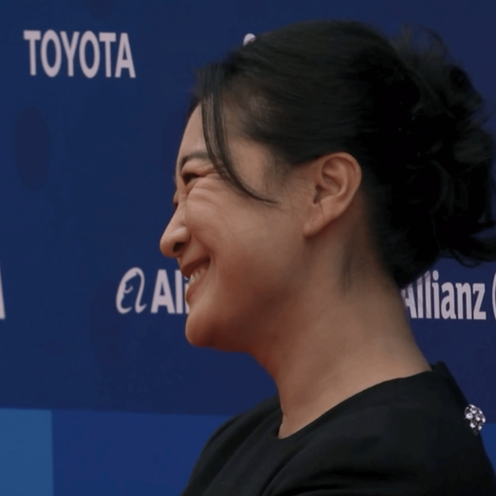 贾玲"复胖"近照,彻底戳穿她的真实处境,徐峥的话终于有人信了