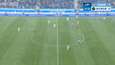 浙江队客场惨败大连英博 王钰栋状态低迷难救主