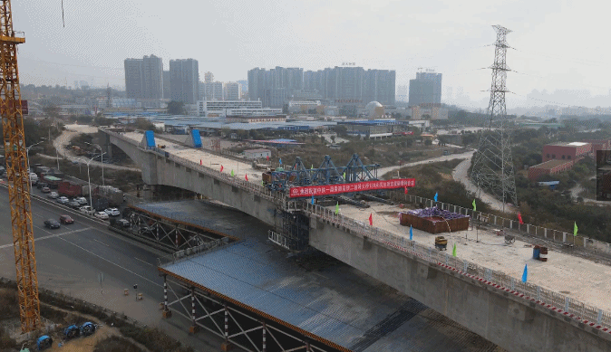 贵南高铁广西段重难点桥梁工程进度过半 全线预计2023年通车