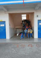 放学仪式感gif搞笑图片