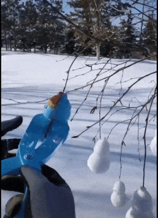 迷你雪人-搞笑gif动态图片-izike